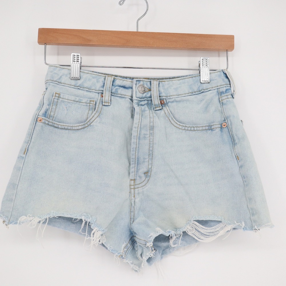 Wild Fable Womens High Rise Distressed Denim Shorts Light Wash Blue Size 2 - Picture 1 of 5